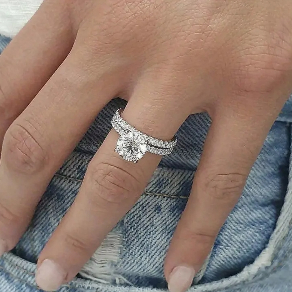 🆕️Stackable Diamond Rings 💍💎 - Picture 2 of 3